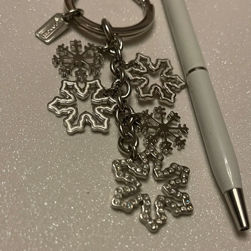 Coach Silver Snowflake Keychain and White Coach Pen - Picture 2 of 8